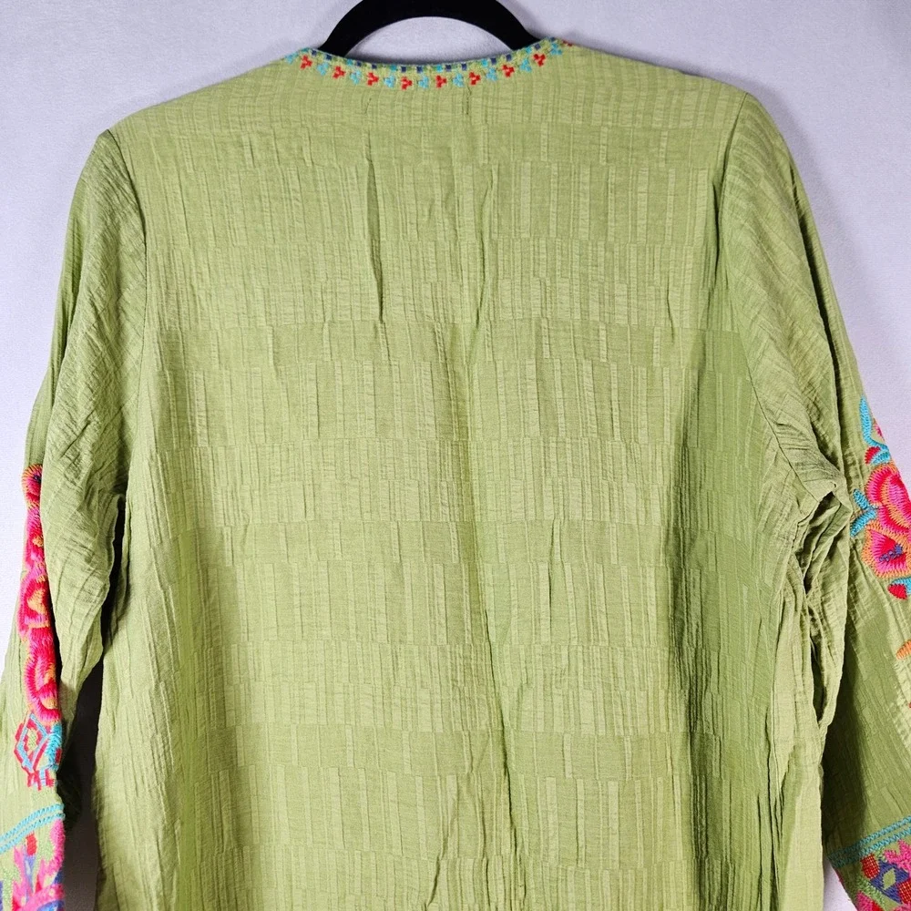 Calessa Top Womens L Green Embroidered 3/4 Sleeve Boho Peasant Festival Vacation